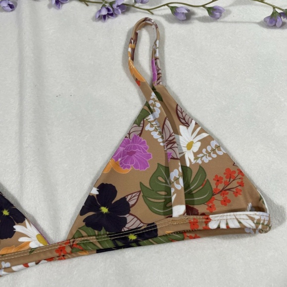 NEW Lokahi Swimwear [ Small ] Floral Vada Bikini‎ Top in Hana Print - Picture 9 of 12